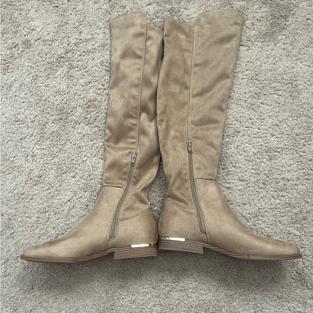 Nine West Allair Tan Over the Knee-High Suede Boots size 11 - Picture 4 of 12